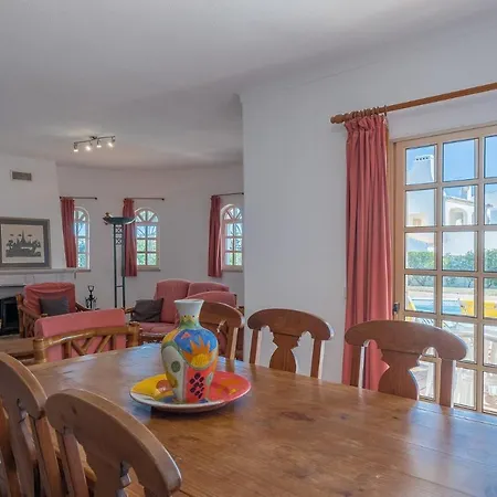 Rona Coelha - Close To The Beach And Amenities - All Ensuite Bedrooms Villa Albufeira